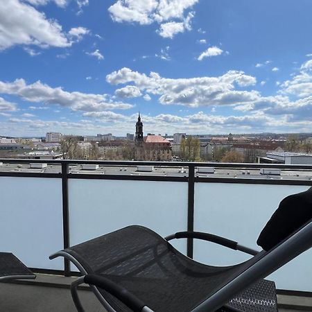 Apartment Mit Penthouse Charakter In Drezda Kültér fotó