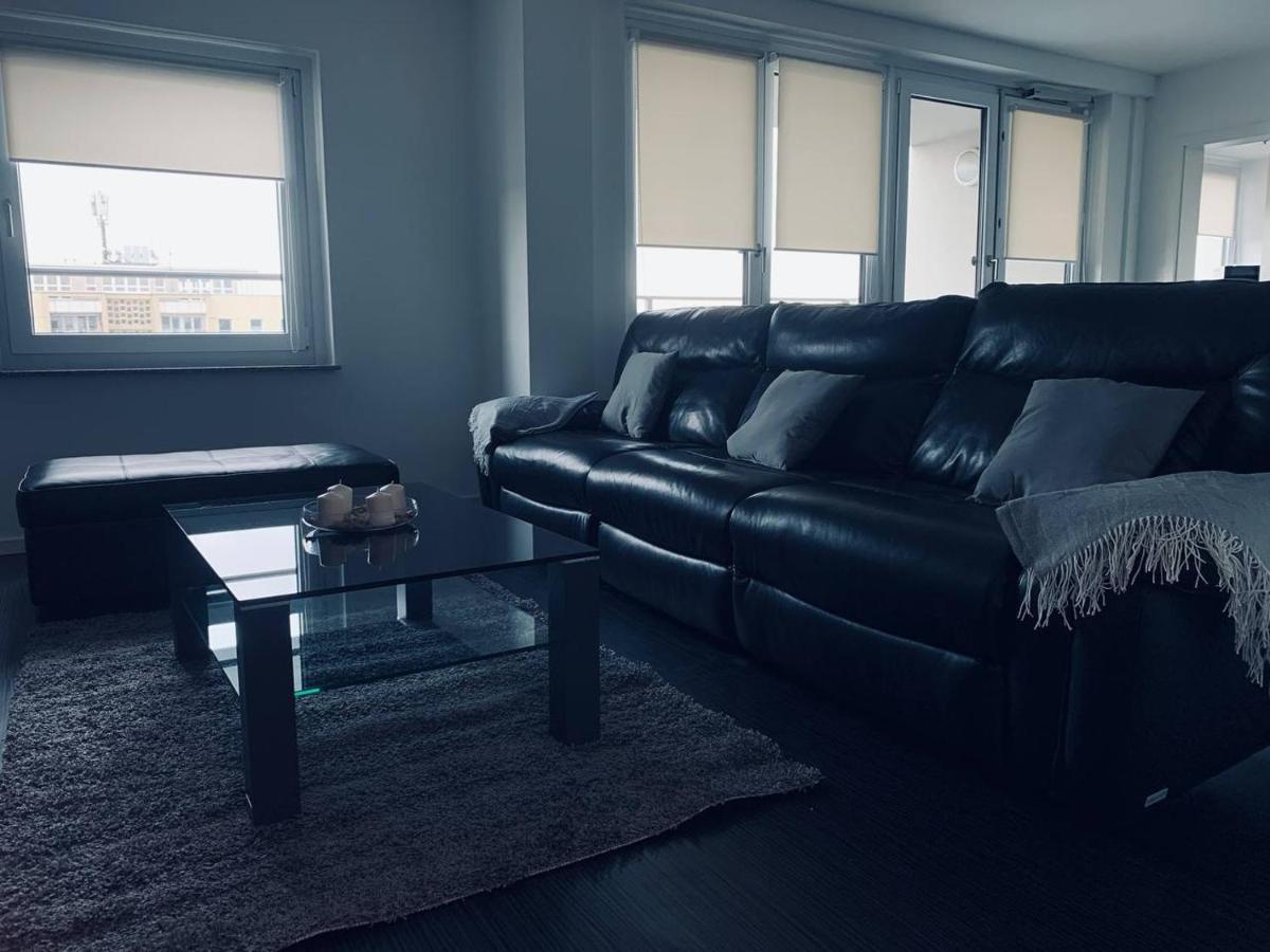 Apartment Mit Penthouse Charakter In Drezda Kültér fotó